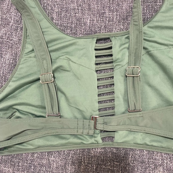 Green Strappy Women's Bralette - Picture 6 of 7
